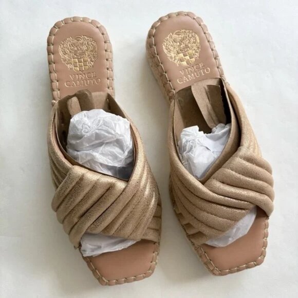 Vince Camuto Melysa Slide Sandals in Egyptian Gold NEW - Picture 2 of 7